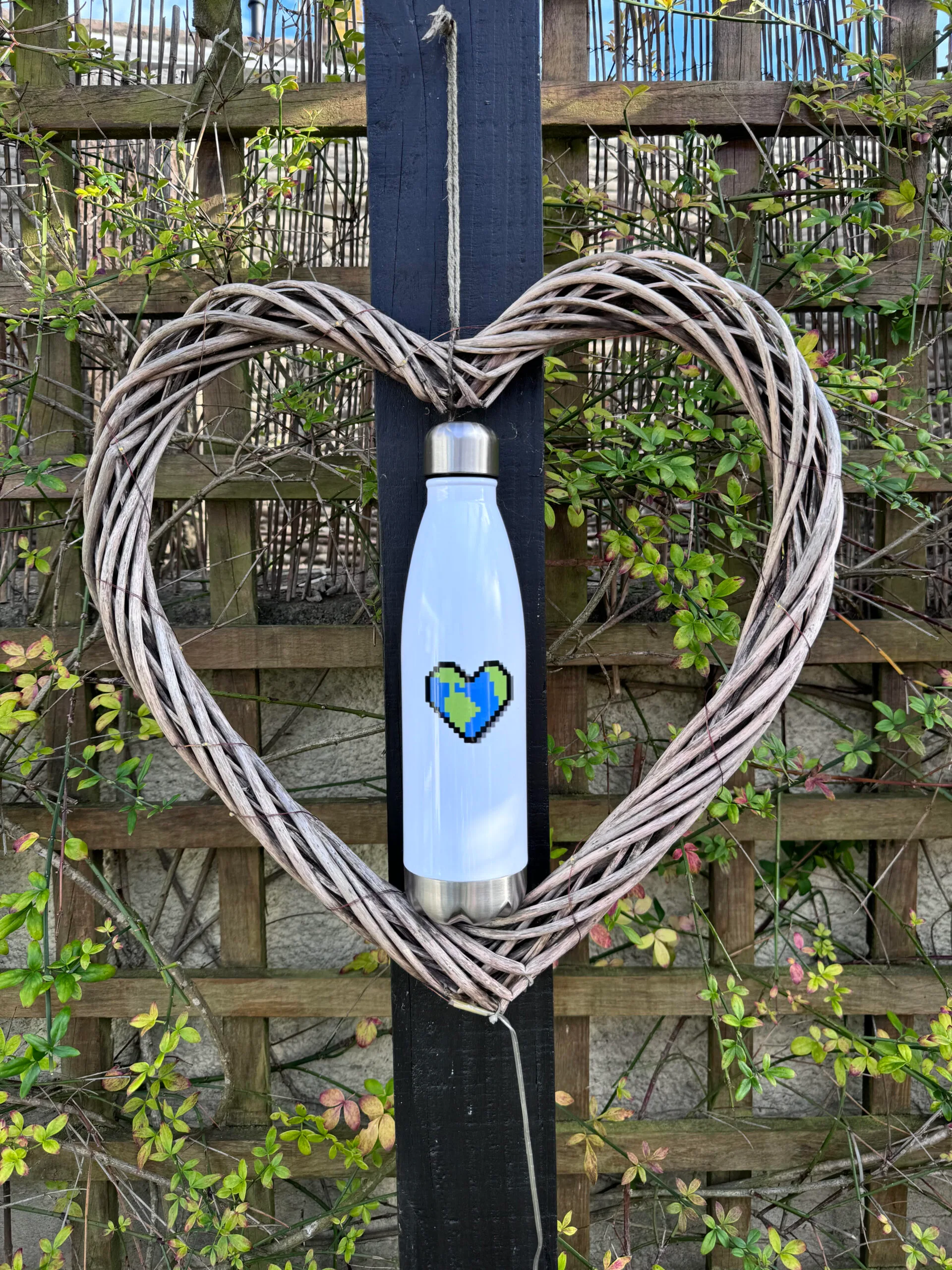 Heart Earth Insulated Water Bottle
